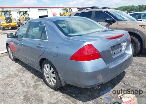 2007 Honda Accord 3.0 Ex z USA, uszkodzony, nr VIN 1HGCM66517A074797